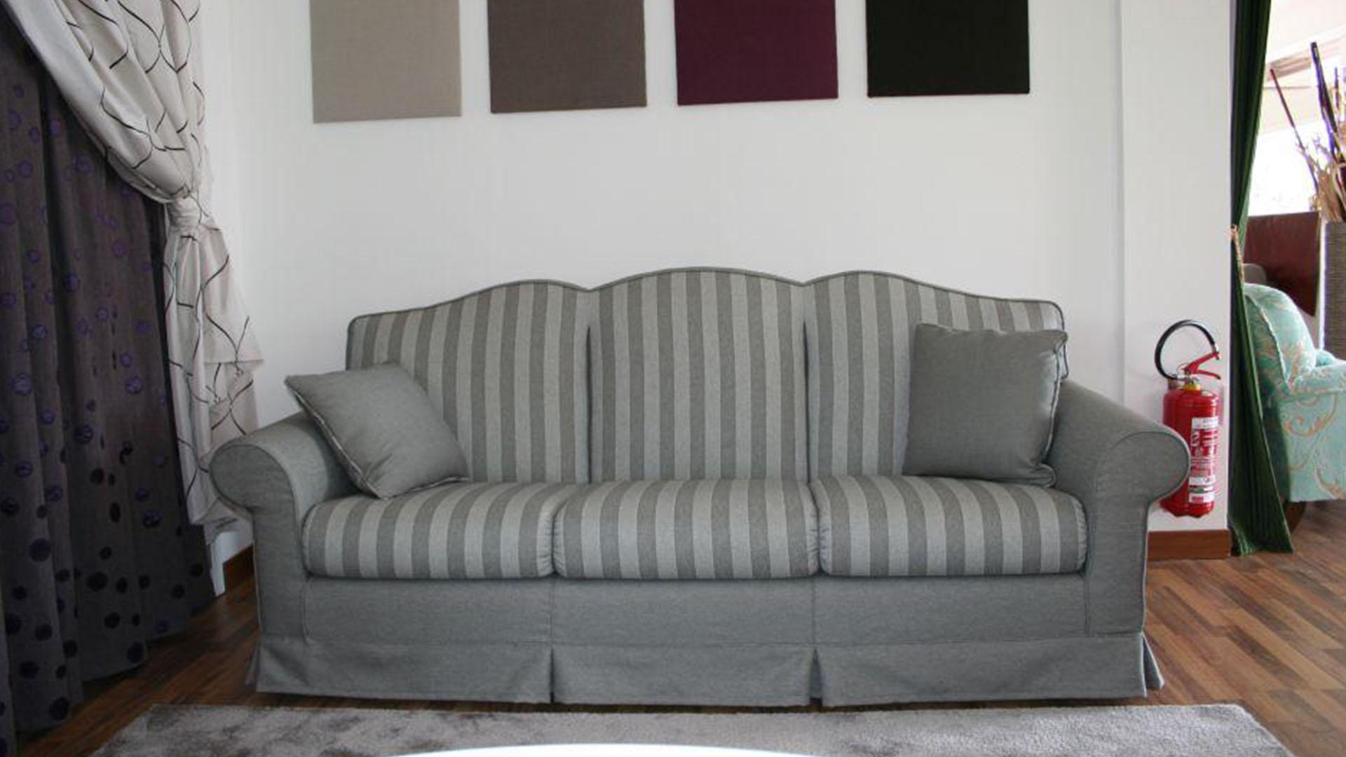 DIVANI CLASSICI: QUALITÀ E DESIGN INTRAMONTABILE 0