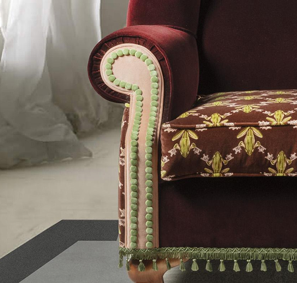 Passamanerie di pregio - frange e finiture decorative applicate a mano